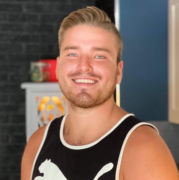 Meet your Posher, Jimmy - Picture 1 of 1